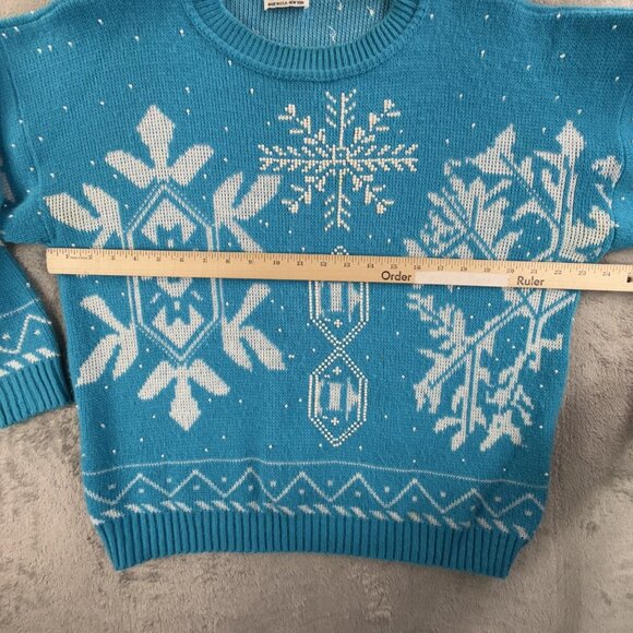 Vintage G.F.C. LTD Sweater Womens Medium Blue White Snowflake Beaded Made USA - Picture 6 of 15